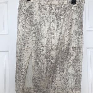 Snakeskin pencil skirt